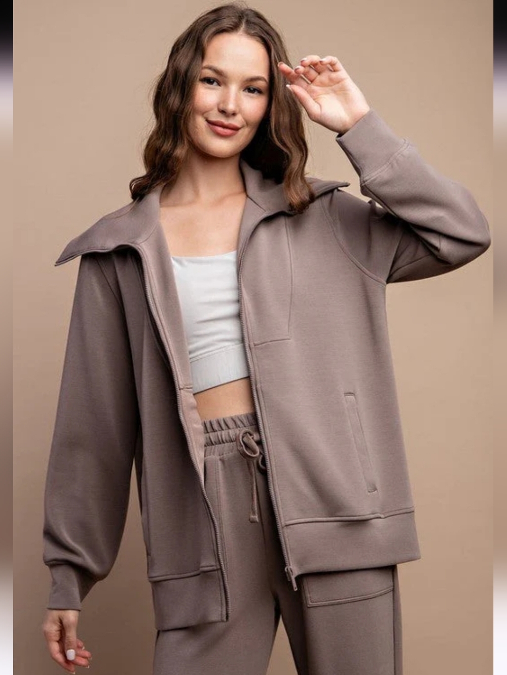 EUC Rae Mode "Scuba Full Zip-Up Sweatshirt" in Mocha☕️ Modal/Poly/Spandex🙌Small